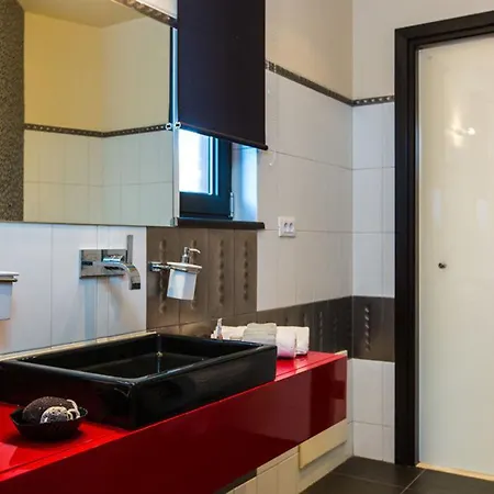 Efzin Apartment Livadi (Crete)