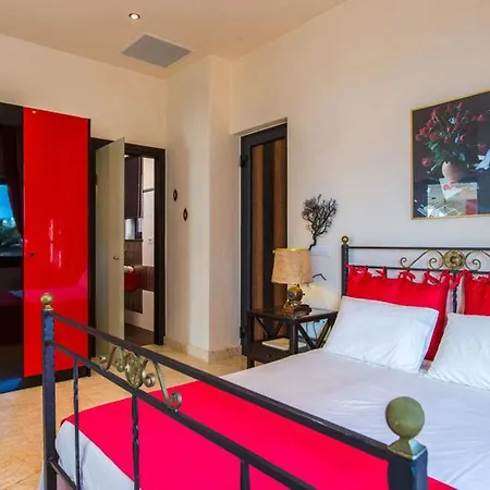 Apartment Efzin *